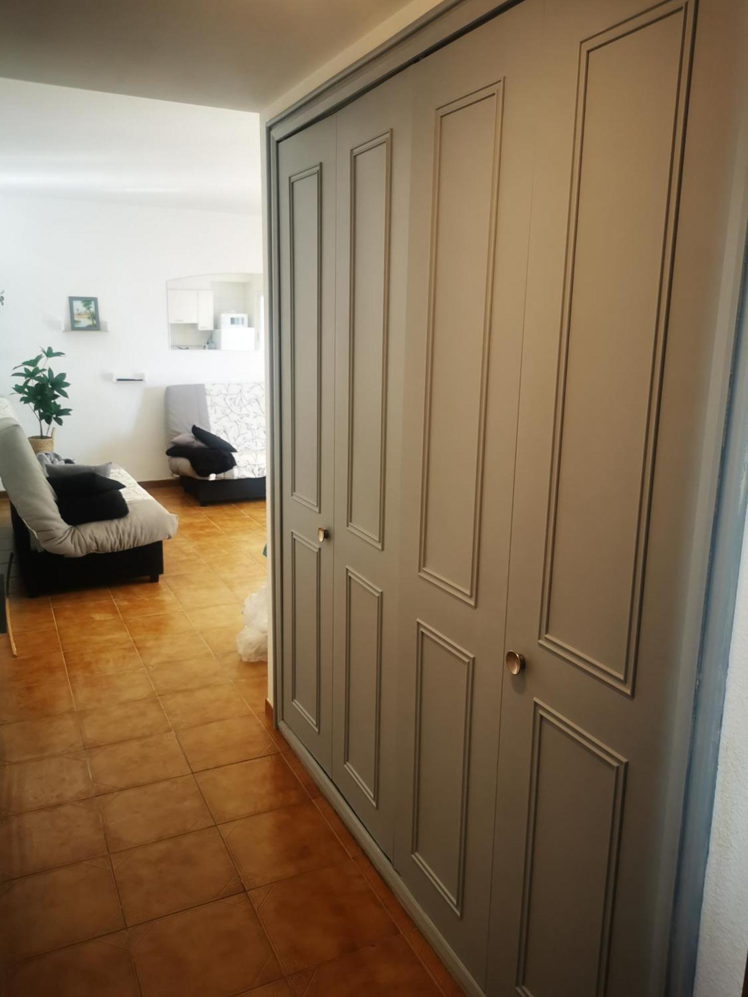 Spacieux Appartement Rose Front Mer Et Piscine 로지즈 외부 사진
