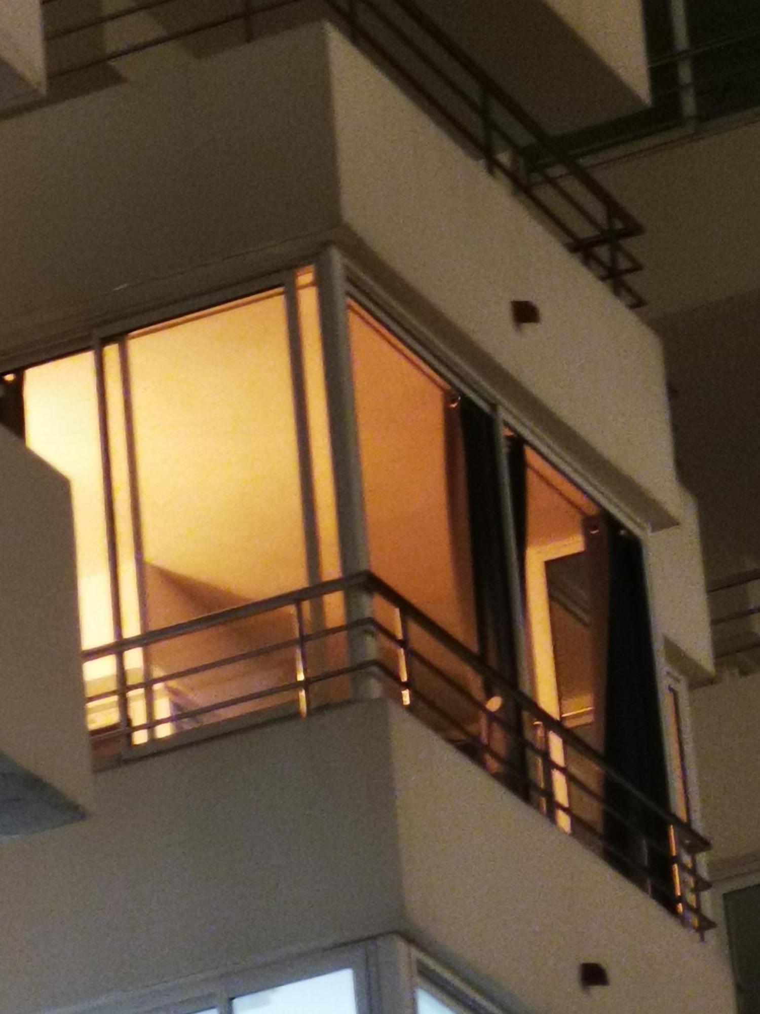 Spacieux Appartement Rose Front Mer Et Piscine 로지즈 외부 사진