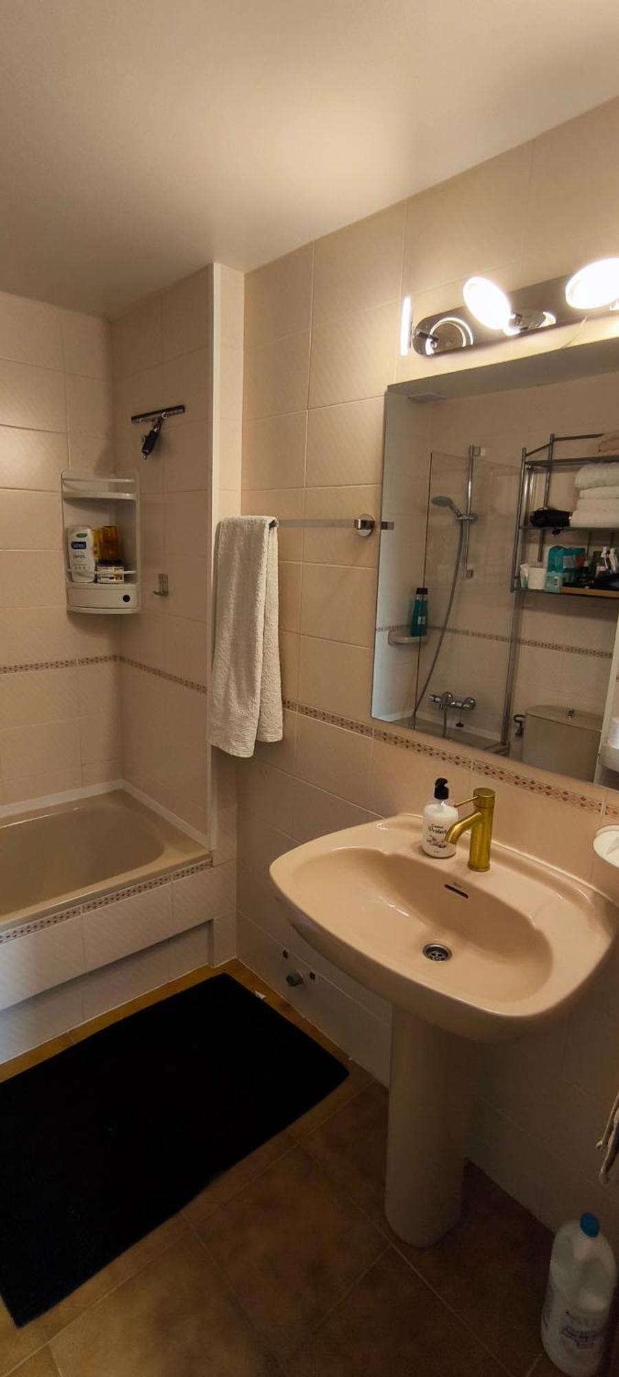 Spacieux Appartement Rose Front Mer Et Piscine 로지즈 외부 사진
