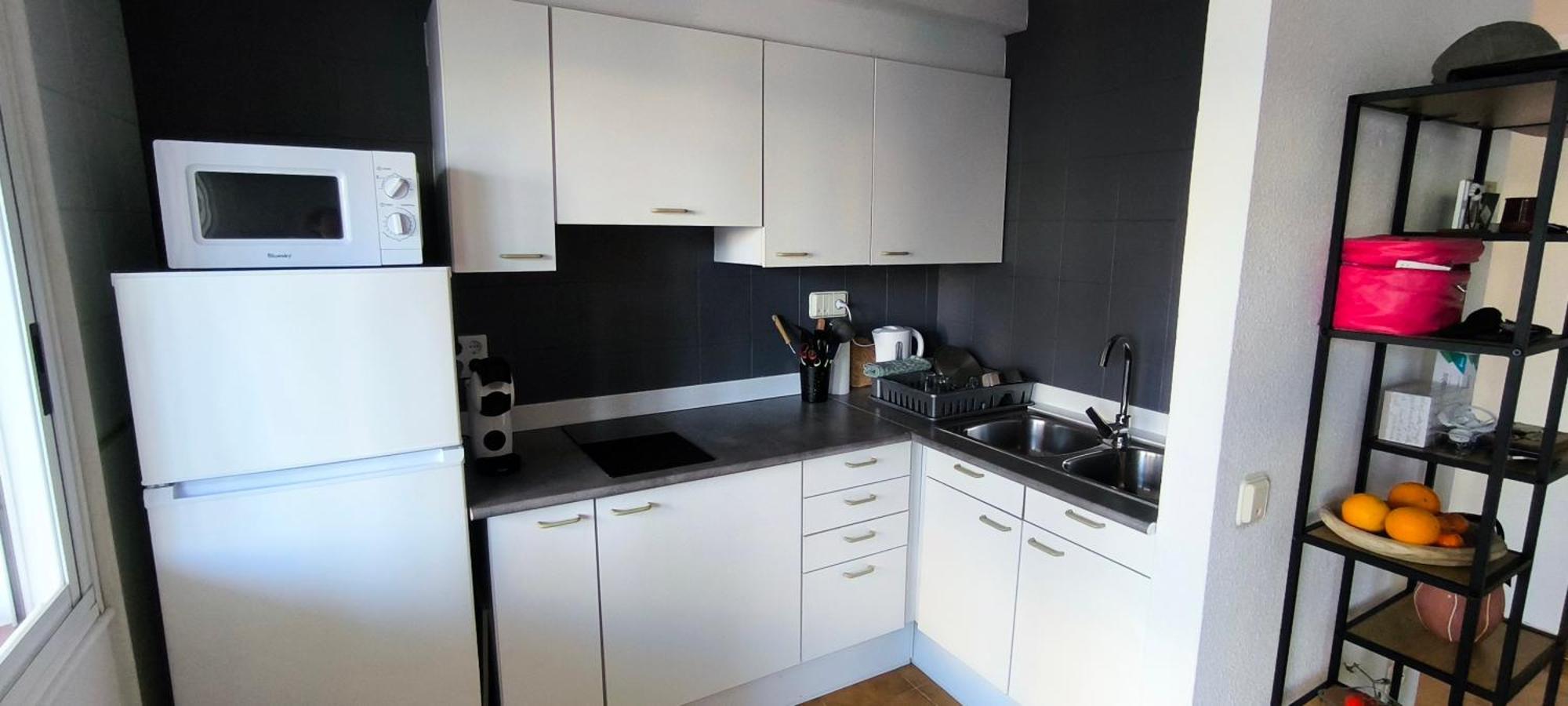 Spacieux Appartement Rose Front Mer Et Piscine 로지즈 외부 사진